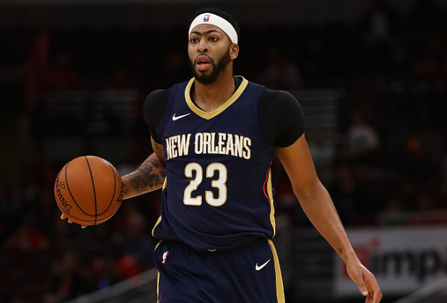 更凸显了他 更凸显了他